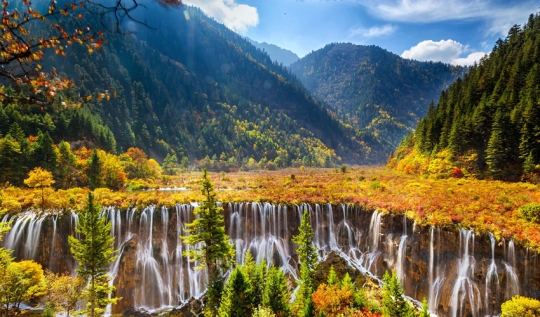 Menjelajahi Wisata Alam di Chengdu yang Dipenuhi Pesona Pegunungan dan Keindahan Alam