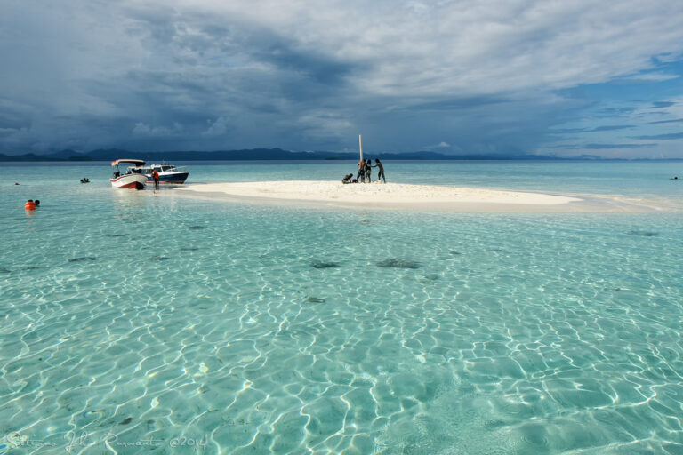 Wisata Pulau Beralas Pasir Di Bintan Liburan Snorkeling Cantik