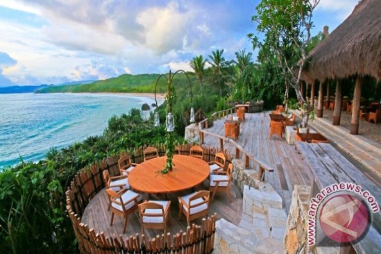 Wisata Pantai Nihiwatu di Pulau Sumba yang Wajib Diketahui dan Harus Dikunjungi, Surga Tropis yang Memikat Hati