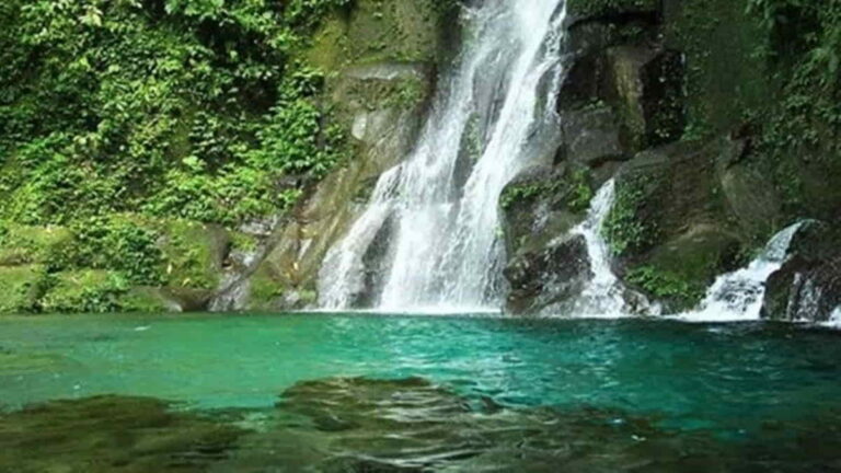 4 Nama Tempat Wisata Aneh di Indonesia, Kocak Banget