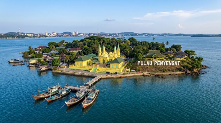 10 Wisata Tanjungpinang yang Wajib Dikunjungi, dari Pesona Pulau hingga Jejak Budaya Melayu