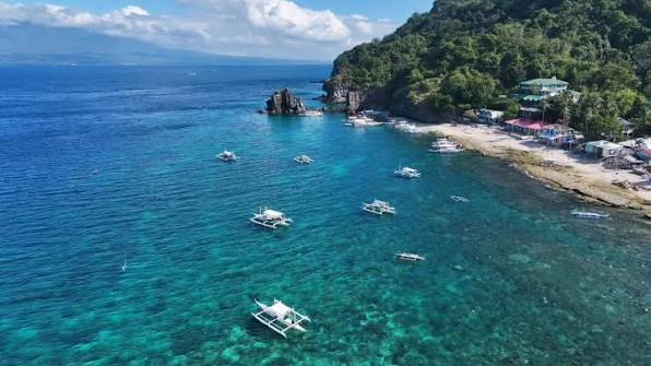 10 Pulau Tersembunyi di Filipina yang Wajib Dijelajahi Surga Tropis Anti-Mainstream