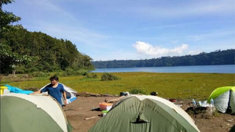 5 Spot Camping Terbaik di Bali, Rasakan Sensasi Menginap di Tengah Alam dengan Panorama Spektakuler