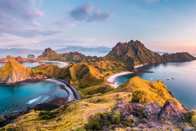 4 Destinasi Eksotis untuk Wisata Alam di Flores, Pesona Nusa Tenggara yang Bikin Terpukau